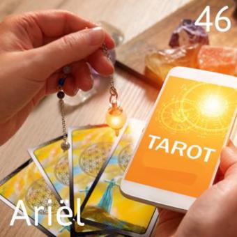 Medium Ariël   geeft inzichten bij het nemen van moeilijke beslissingen en werkt al vele jaren met de tarotkaarten en de Engelenorakel.